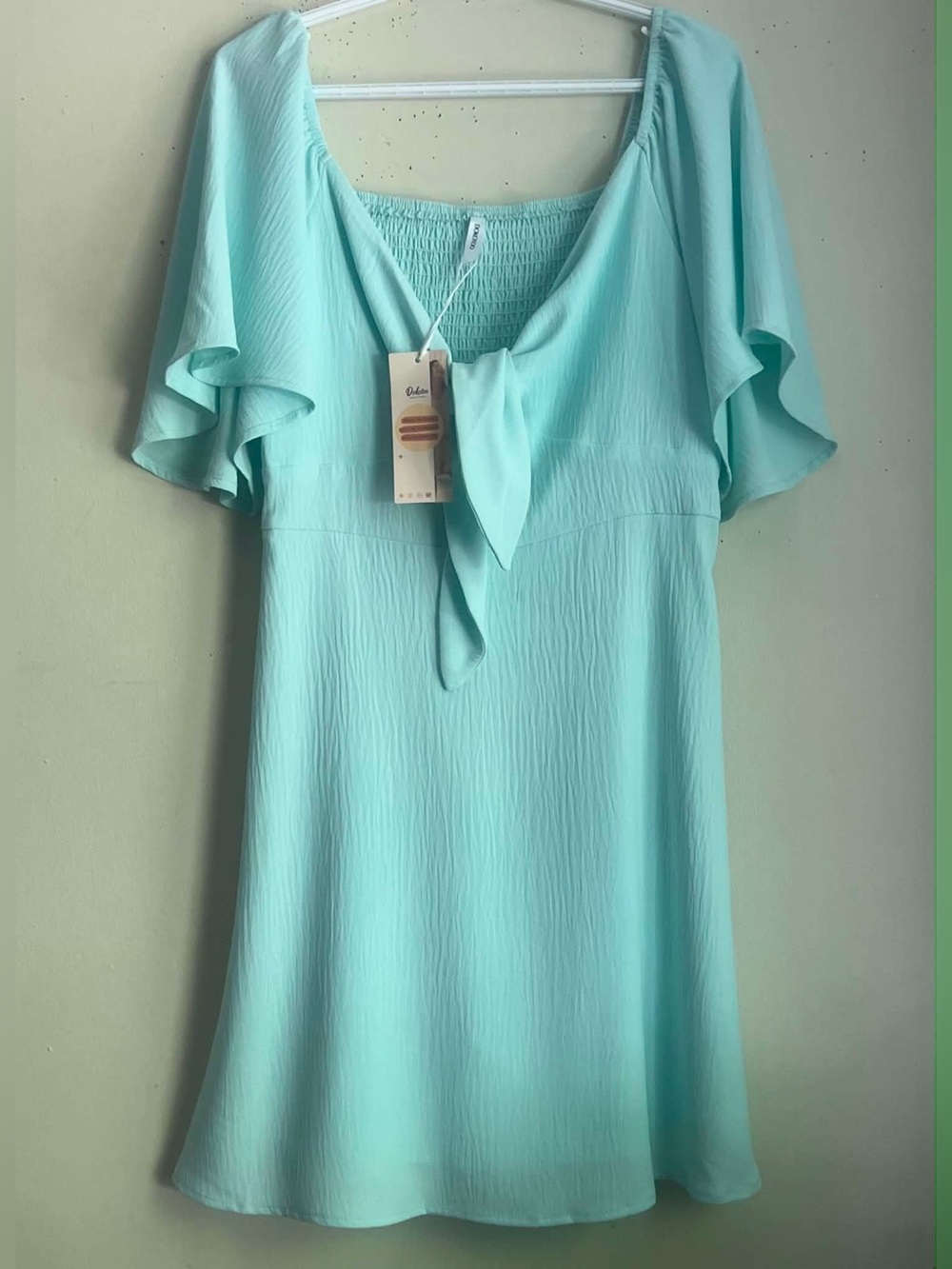 Women’s Tie-Front Flutter Sleeve Dress — Mint